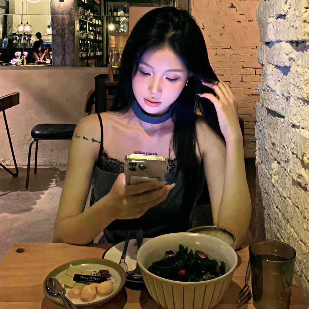 樱子小姐的脚下埋着尸体